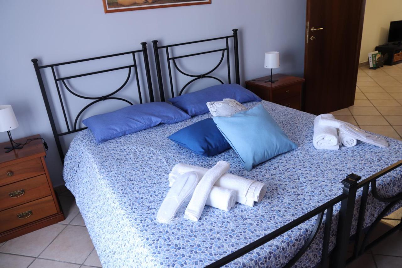 La Casa Di Valentino - Grazioso Ed Ampio Bilocale Apartment Asti Bagian luar foto